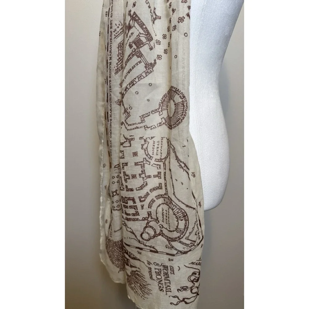 Marauders Map Mischief Makers Scarf, Wizarding Trunk, Harry Potter,‎ Hogwarts HP